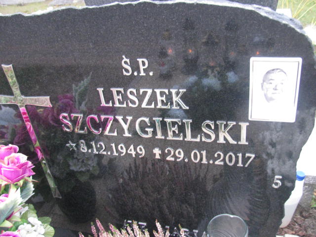 Leszek Szczygielski 1949 Człuchów Miasto - Grobonet - Wyszukiwarka osób pochowanych