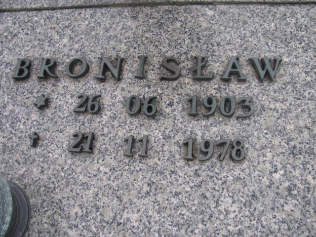 Bronisław Krassowski 1903 Człuchów Miasto - Grobonet - Wyszukiwarka osób pochowanych