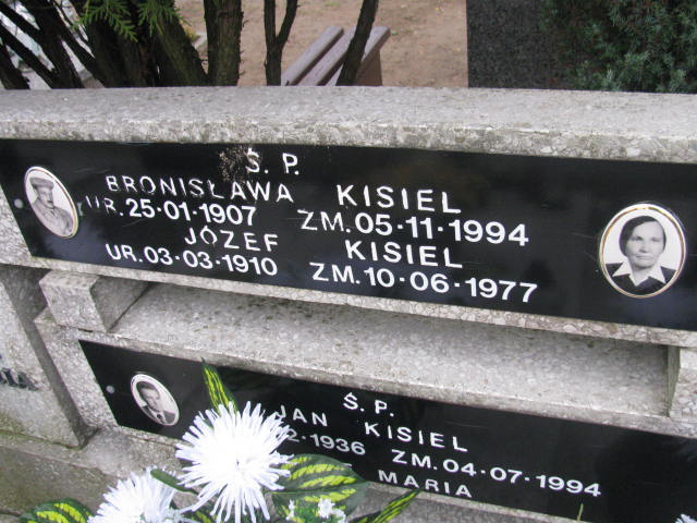 Józef Kisiel 1910 Człuchów Miasto - Grobonet - Wyszukiwarka osób pochowanych