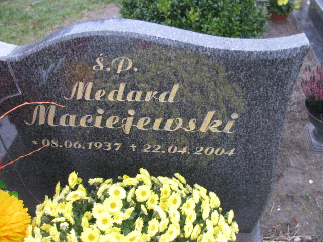 Zbigniew Maciejewski 1967 Człuchów Miasto - Grobonet - Wyszukiwarka osób pochowanych
