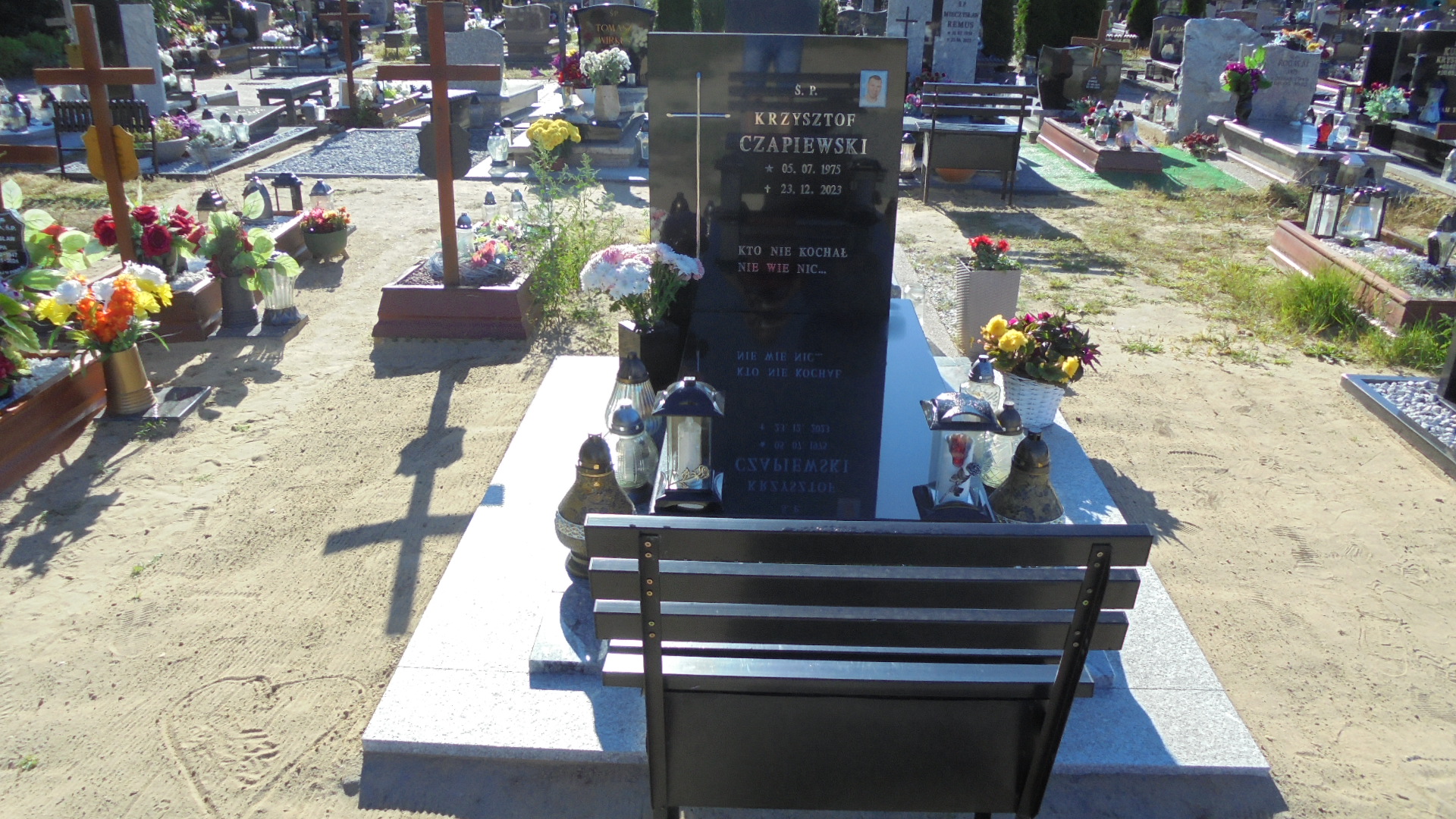 Krzysztof Czapiewski 1975 Człuchów Miasto - Grobonet - Wyszukiwarka osób pochowanych